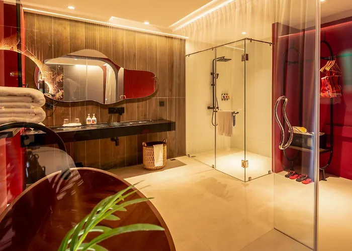 The Fig Lobby 4*