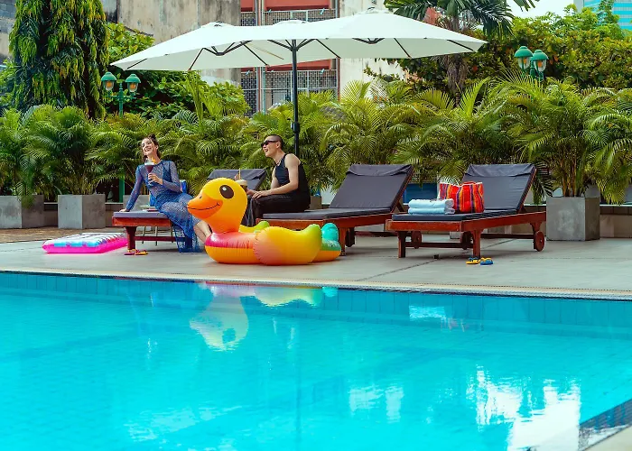 The Fig Lobby Hotel