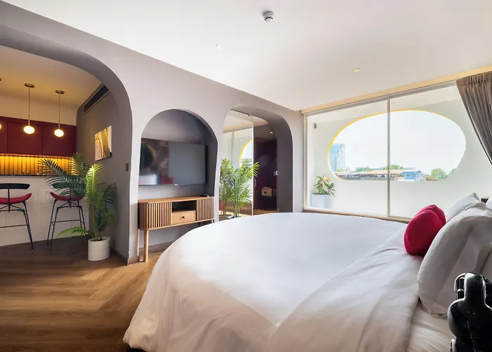 The Fig Lobby Hotel 4*